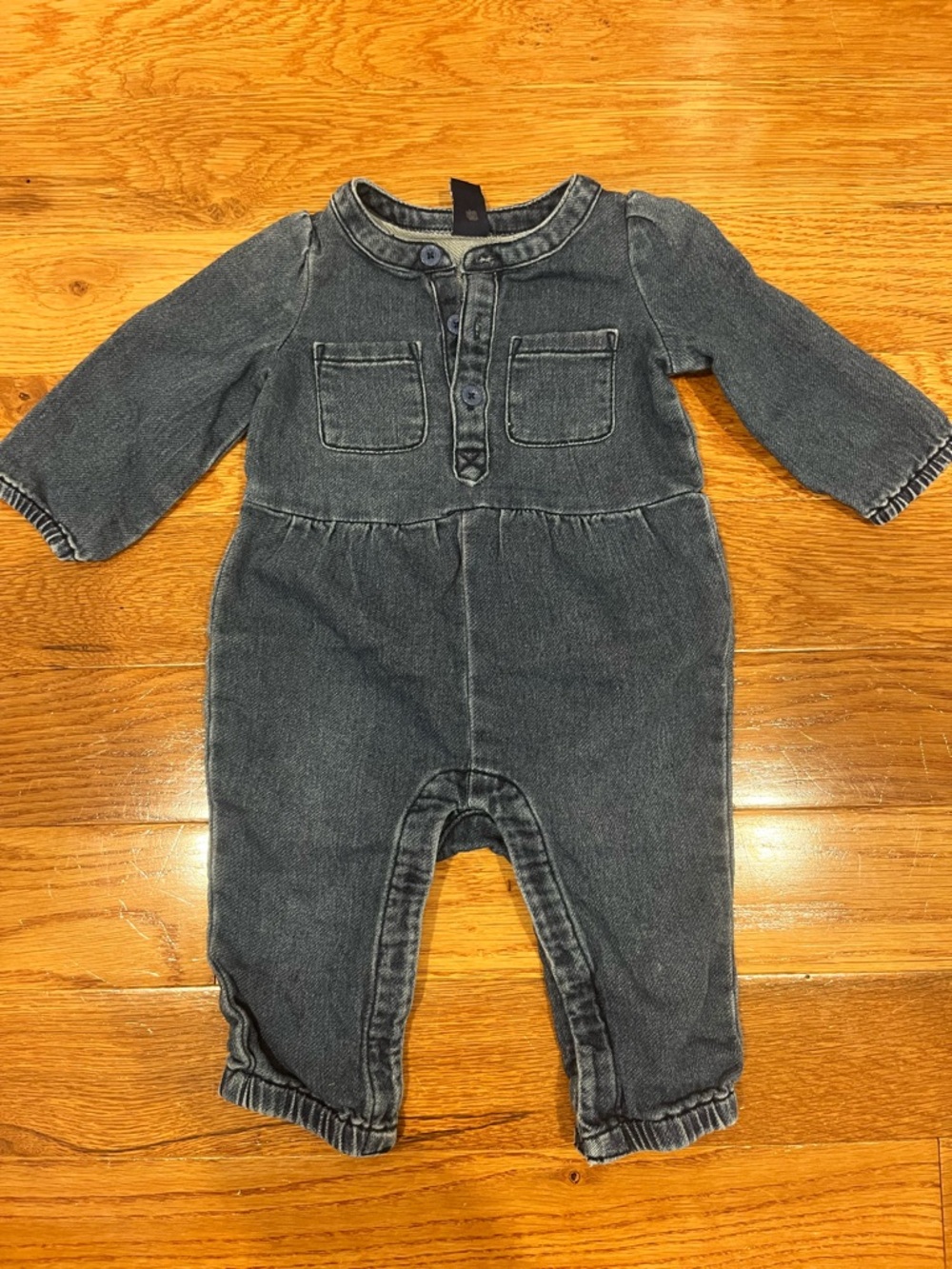 Baby GAP- denim romper